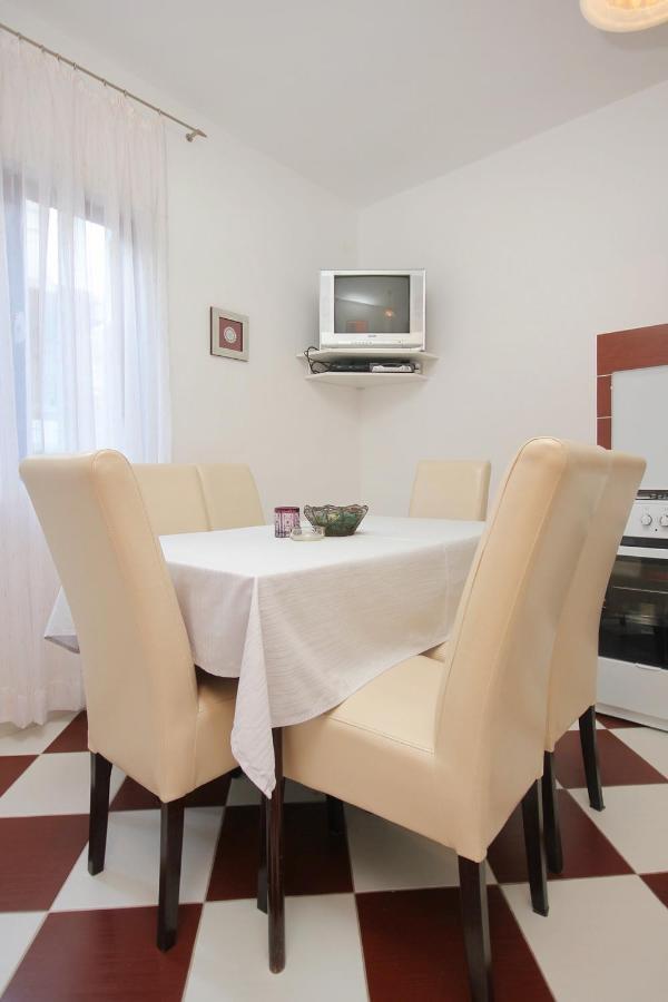 Apartments With A Parking Space Pag - 9388 Pag Town Εξωτερικό φωτογραφία